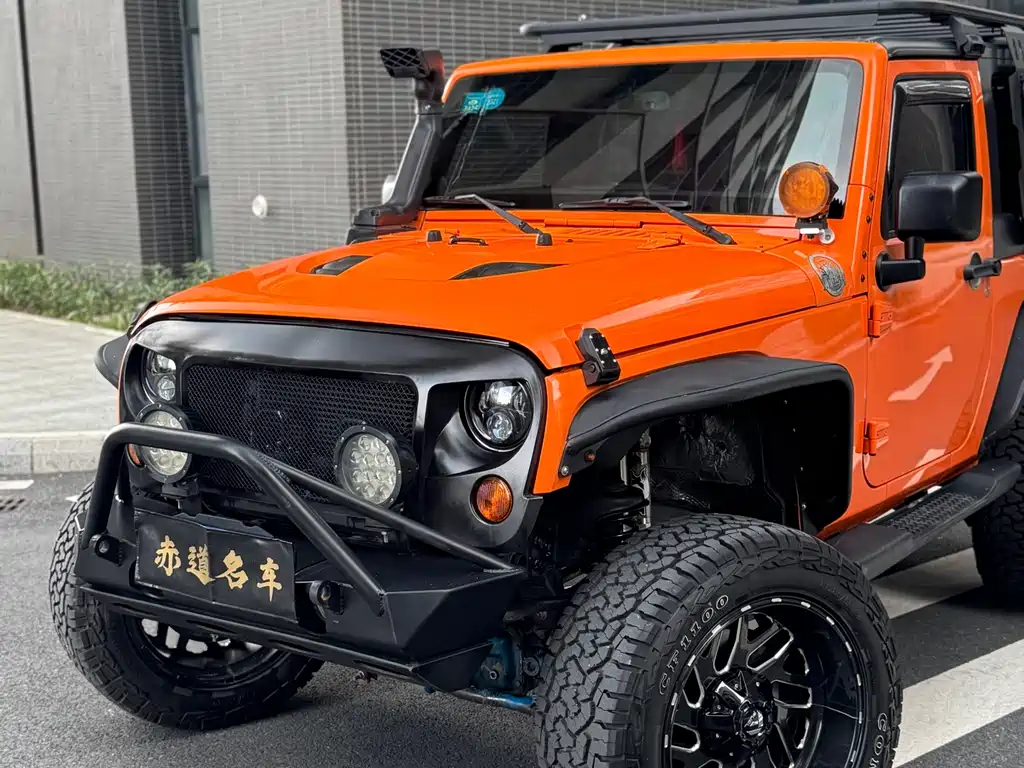Jeep Wrangler 2013 — фото 10