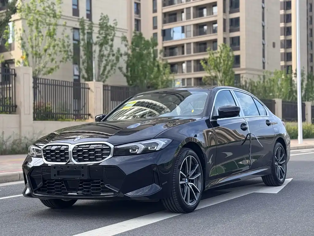 BMW 3 Series — фото 1