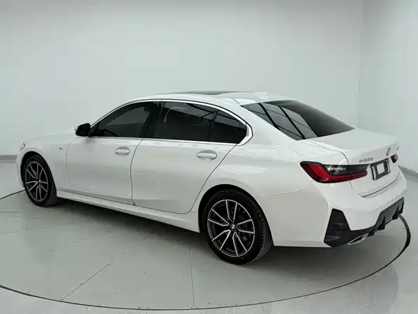 BMW 3 Series 2023
