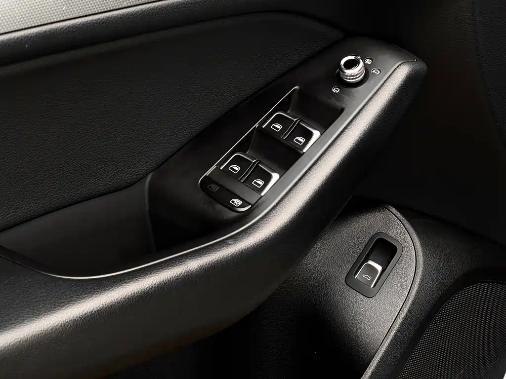 Audi Q5 2015 — фото 12