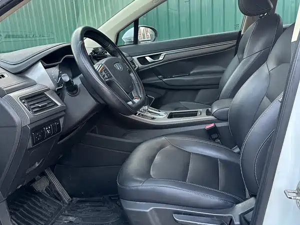 Geely Emgrand GS 2016
