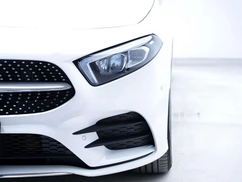 Mercedes-Benz A-Class 2022 — фото 10