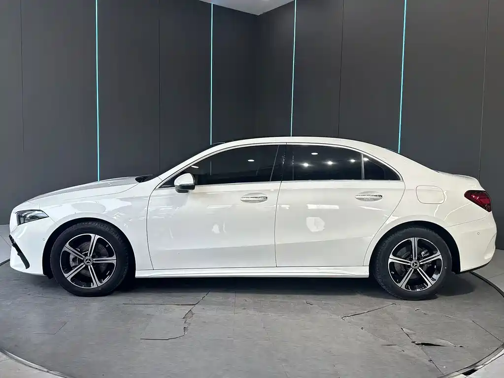 Mercedes-Benz A-Class 2024