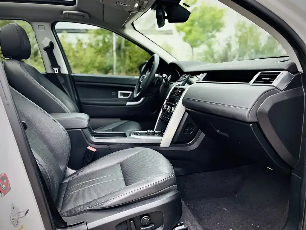 Land Rover Discovery Sport 2019 — фото 13