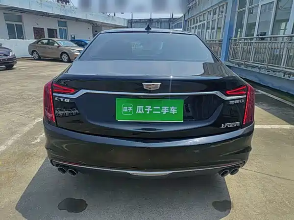 Cadillac CT6 2022