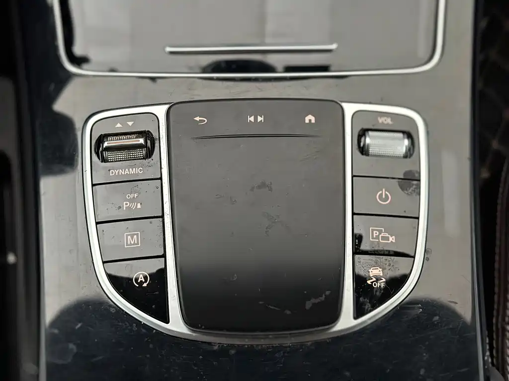 Mercedes-Benz GLC 2021 — фото 12