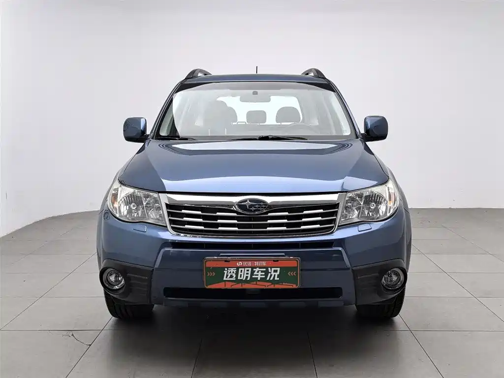 Subaru Forester 2010 — фото 3