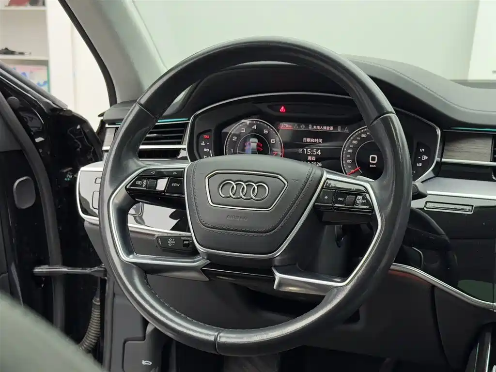 Audi A8 2024 — фото 13