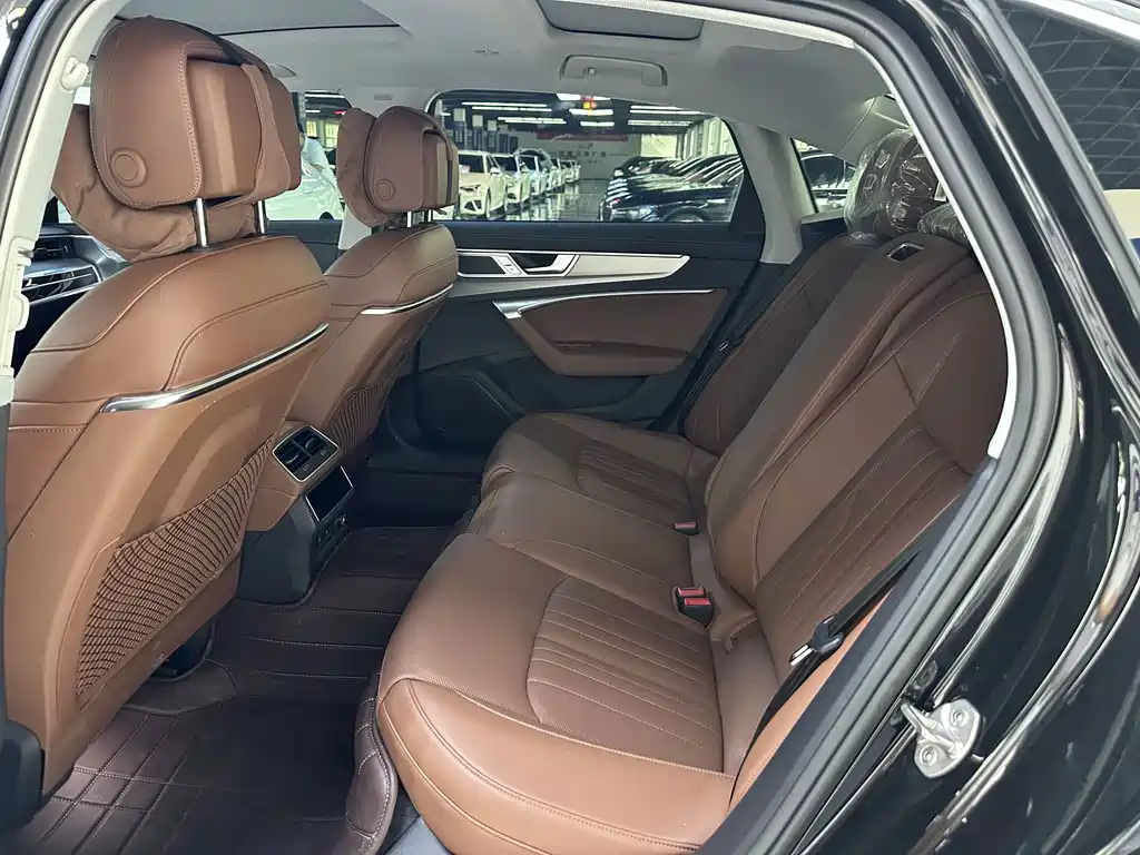 Audi A6L 2025