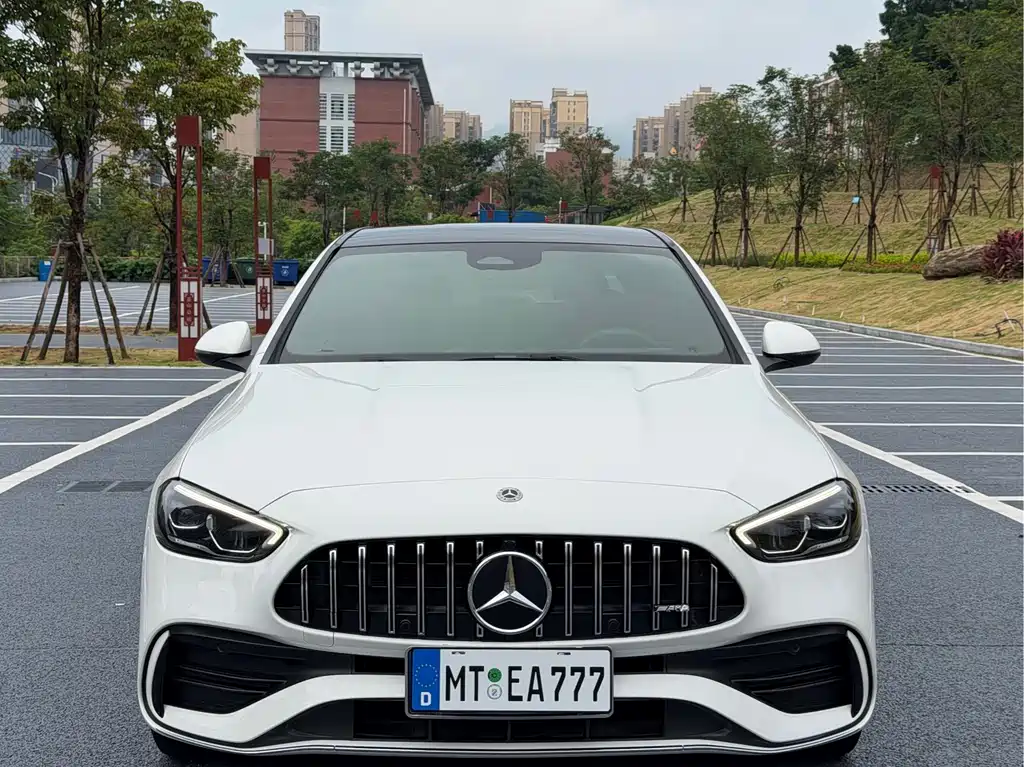 Mercedes-Benz C-Class 2022
