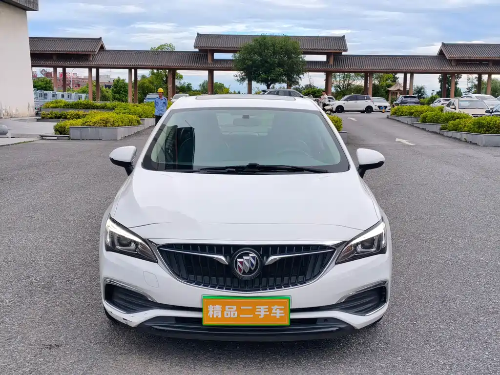 Buick Verano 2018 — фото 2