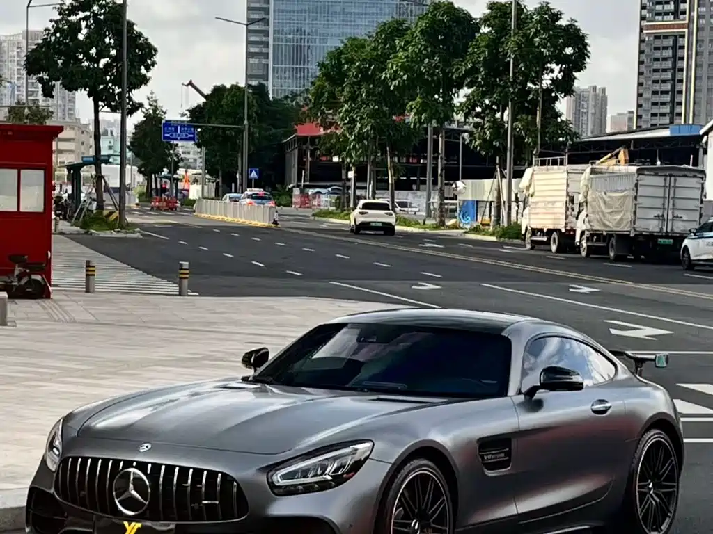 Mercedes-Benz AMG GT 2019 — фото 1