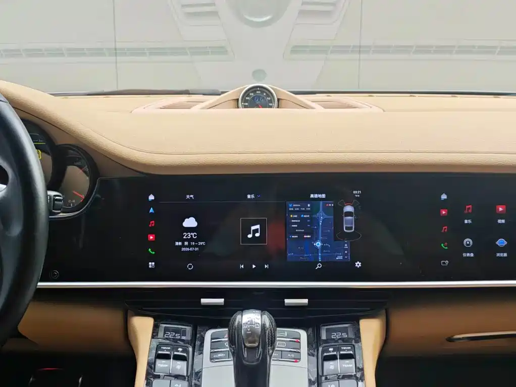 Porsche Panamera 2015 — фото 17