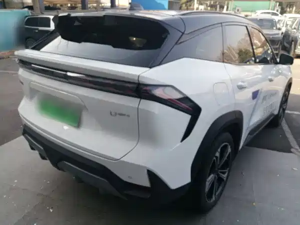Geely Galaxy L7 2025