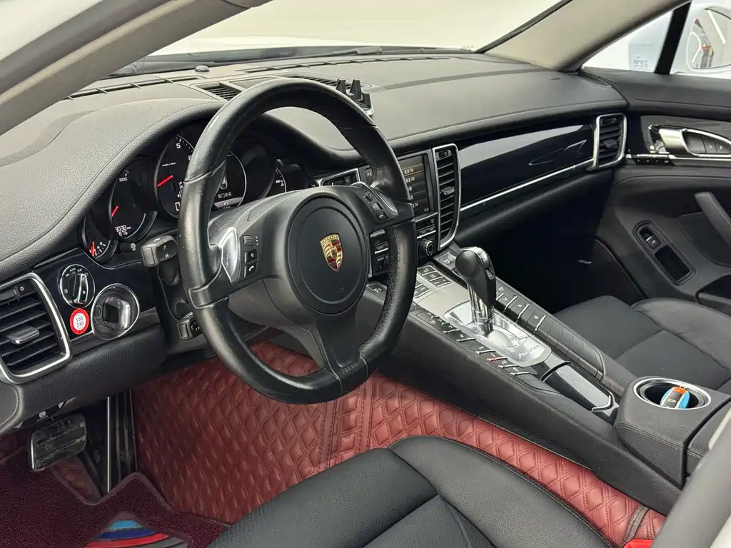 Porsche Panamera 2015 — фото 11