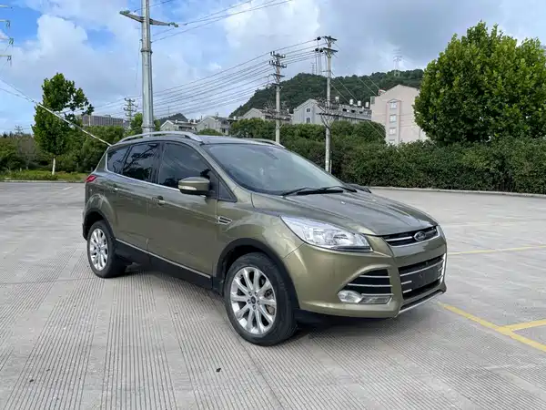 Ford Kuga 2013
