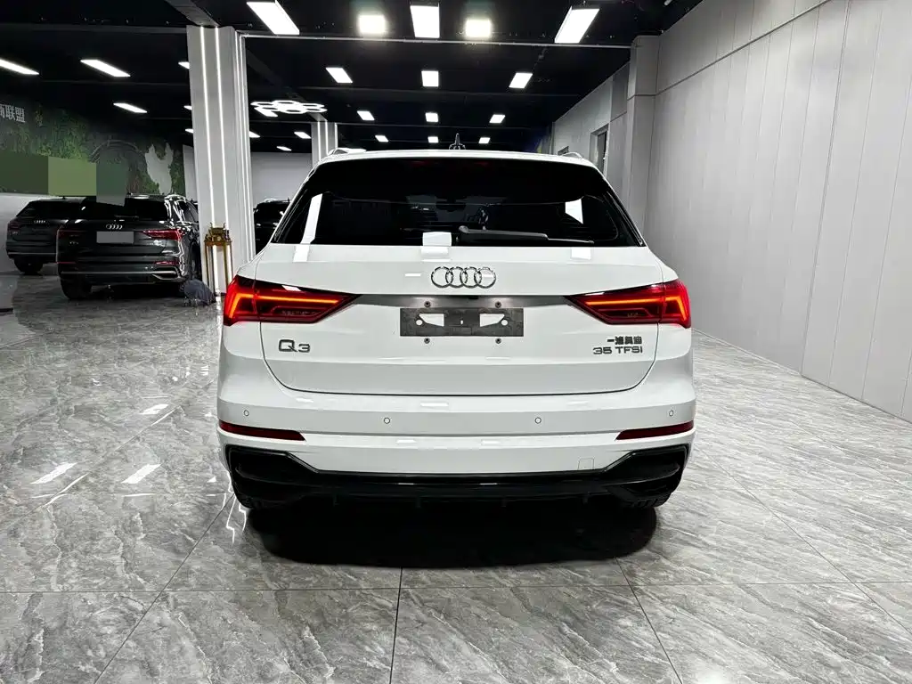 Audi Q3 2022