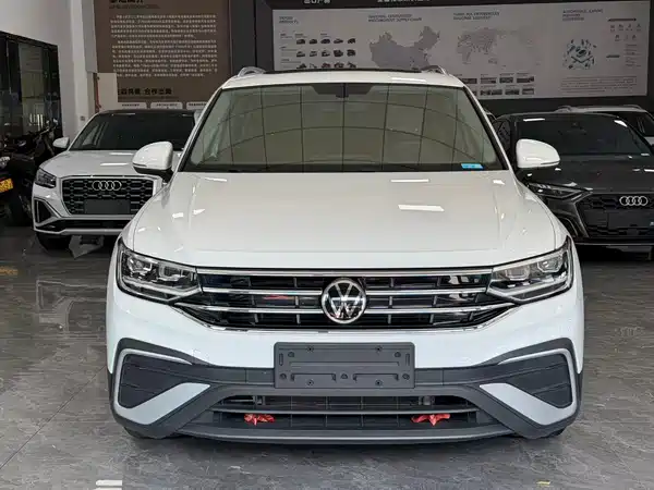 Volkswagen Tiguan L 2022