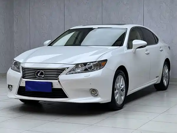 Lexus ES 2014