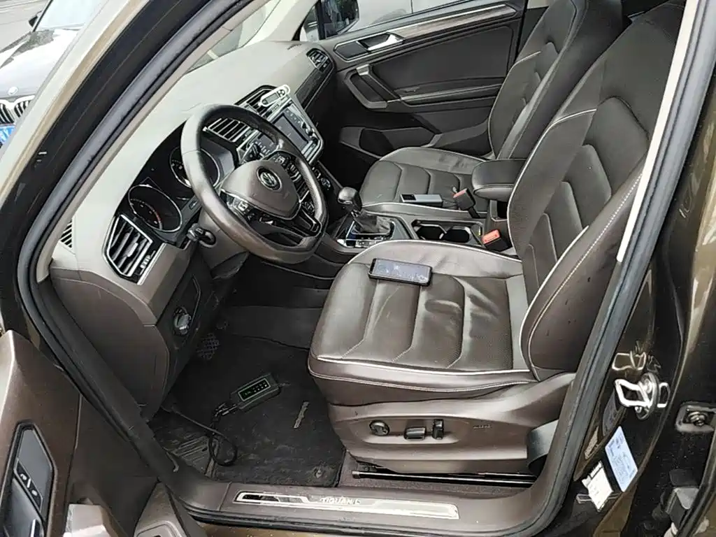 Volkswagen Tiguan L 2017 — фото 15