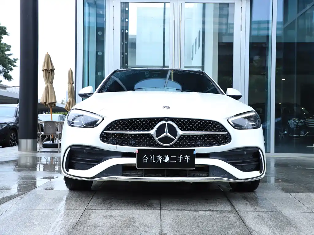 Mercedes-Benz C-Class 2023 — фото 2
