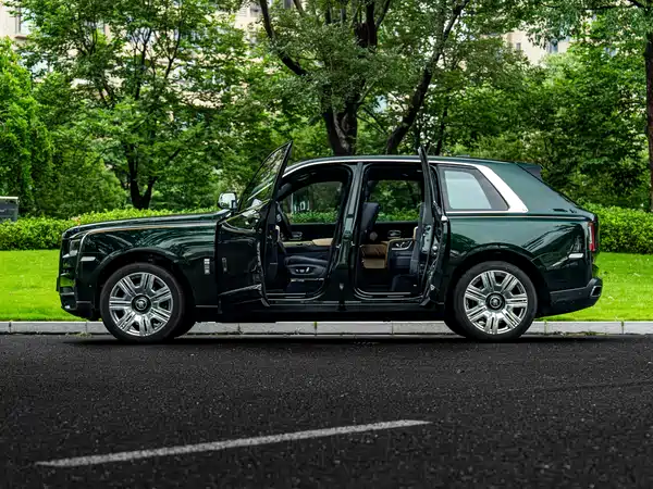 Rolls-Royce Cullinan 2020