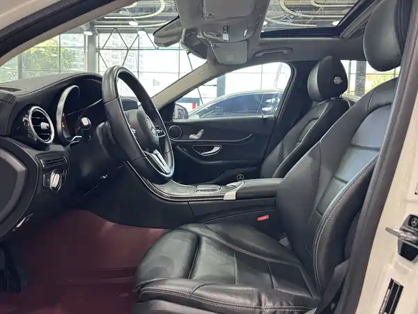 Mercedes-Benz C-Class 2019
