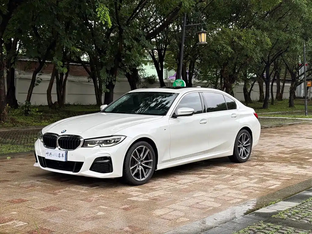 BMW 3 Series 2021
