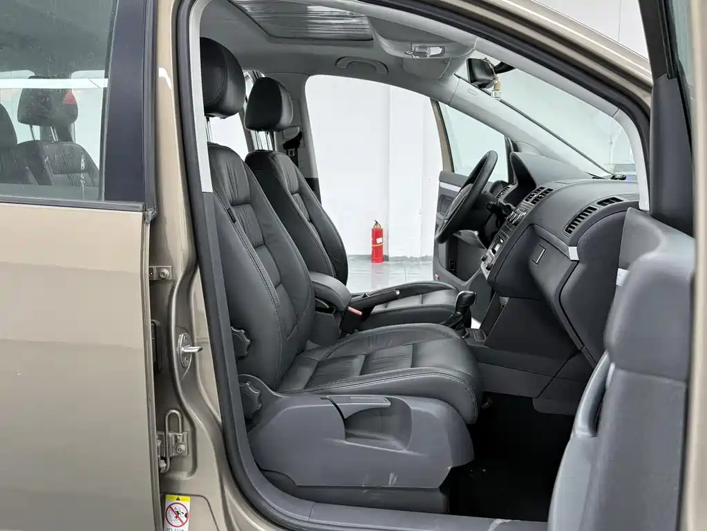 Volkswagen Touran 2016