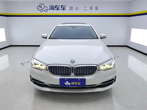 BMW 5 Series 2019