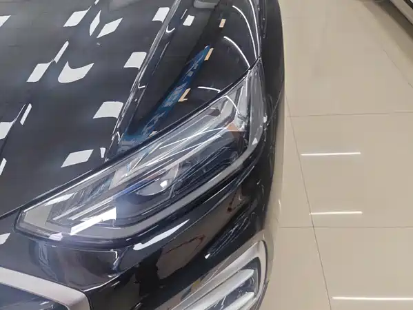 Audi Q5L 2022