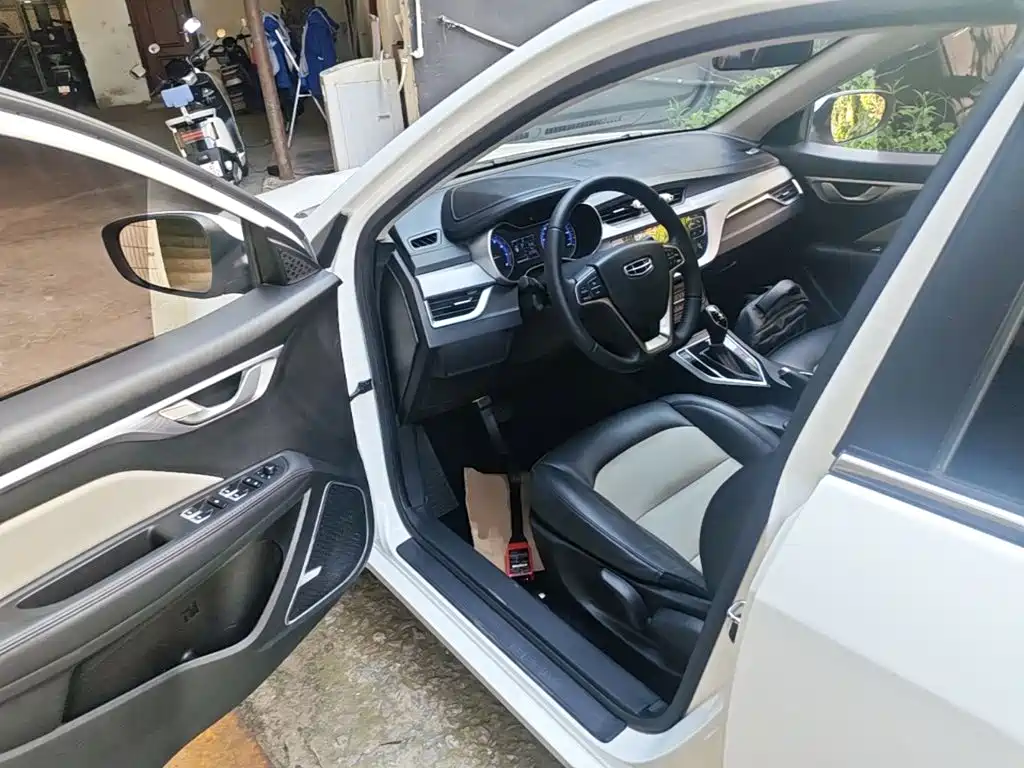Geely Vision 2020 — фото 16
