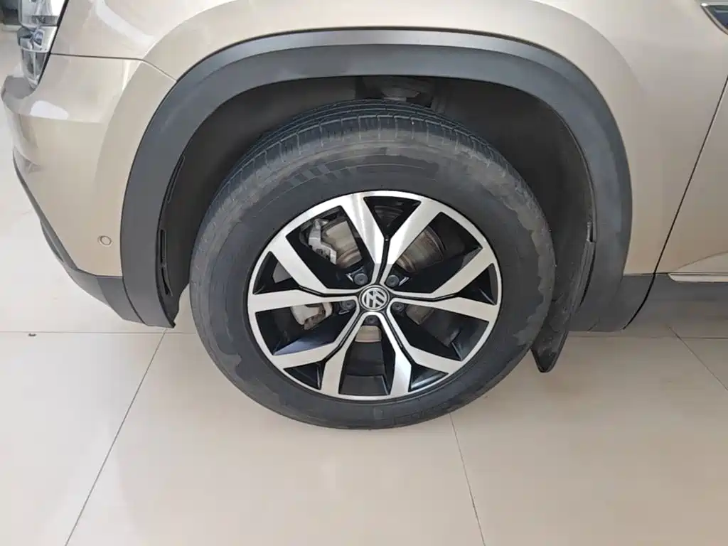 Volkswagen Teramont 2017 — фото 25
