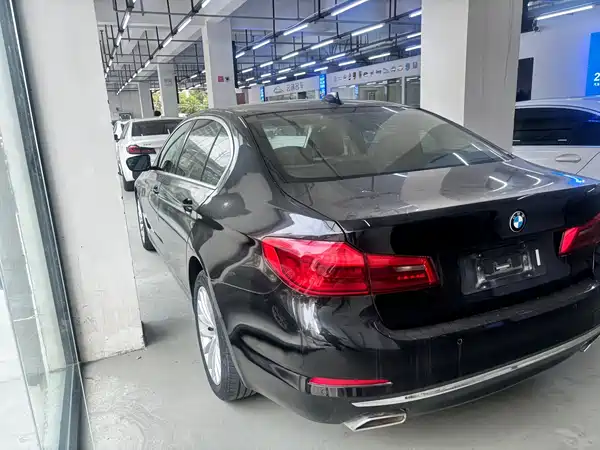 BMW 5 Series 2020