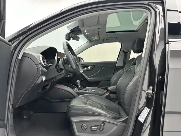 Audi Q2L 2022