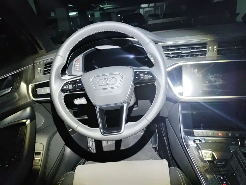 Audi A6L 2022 — фото 11