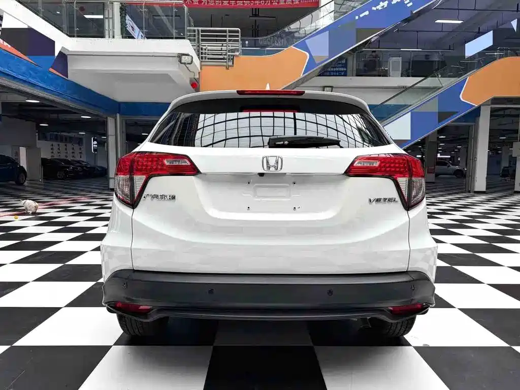 Honda Vezel 2022 — фото 15