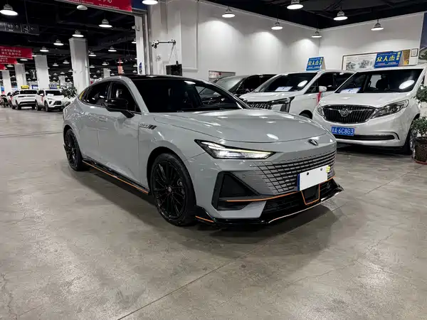 Changan UNI-V 2022