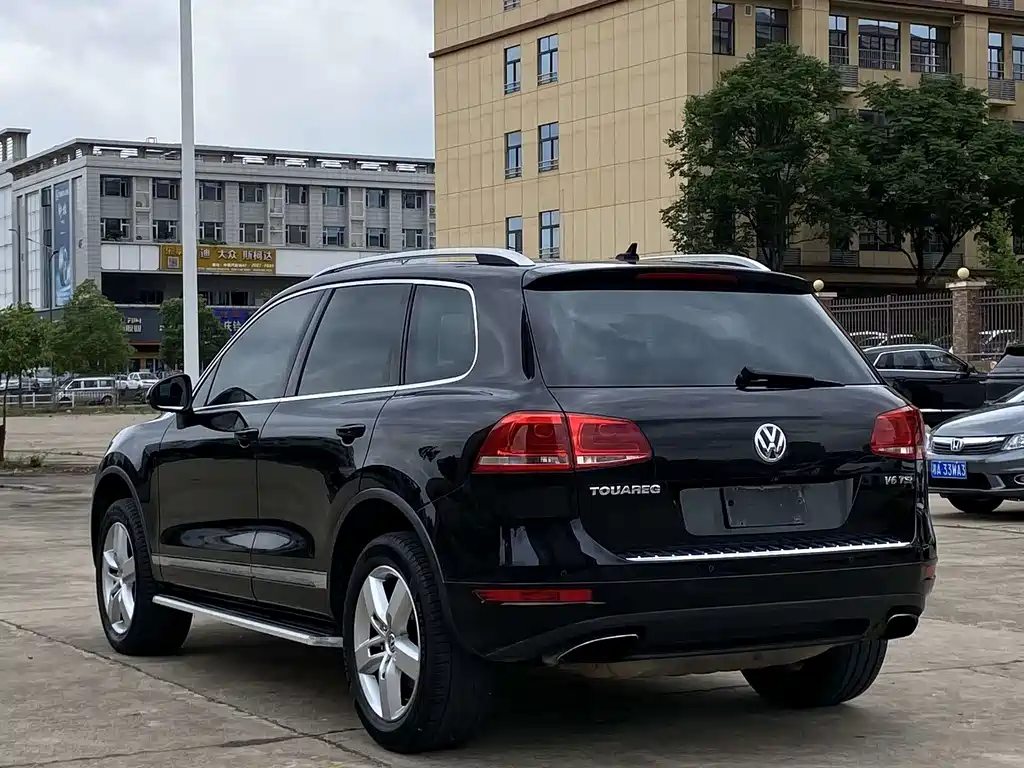 Volkswagen Touareg 2013