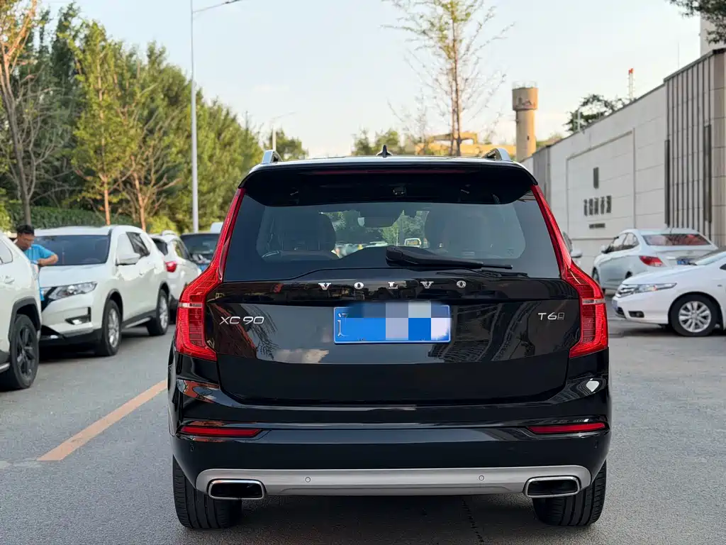 Volvo XC90 2017