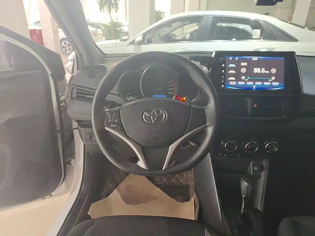 Toyota Vios FS 2022 — фото 11