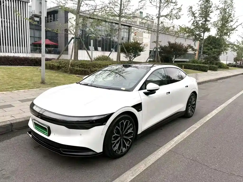 Zeekr 007 2024