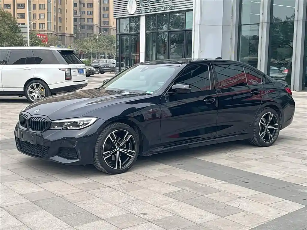 BMW 3 Series 2022