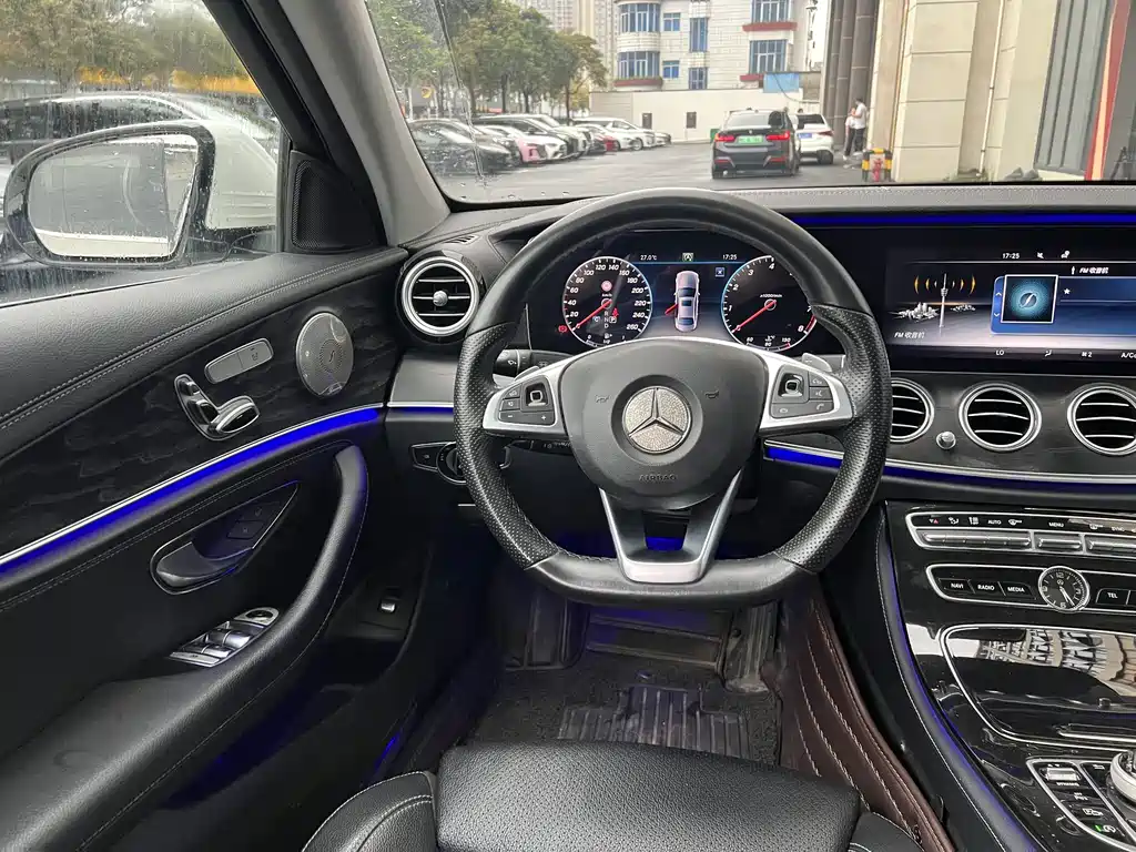 Mercedes-Benz E-Class 2017 — фото 9