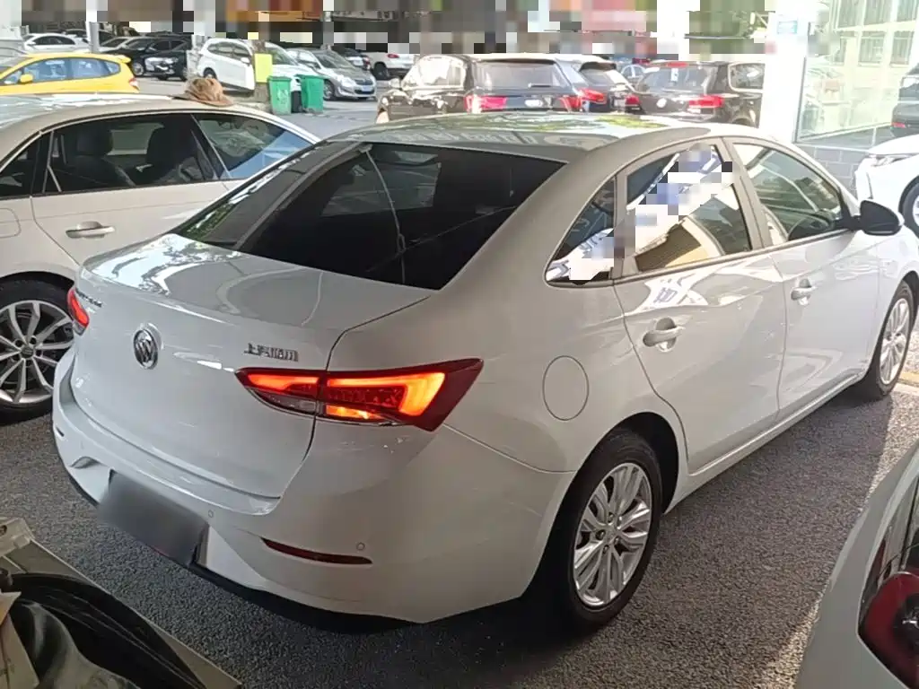 Buick Excelle 2021