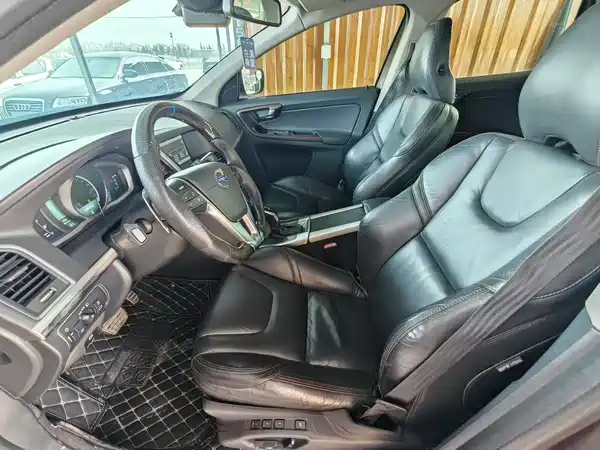 Volvo XC60 2014