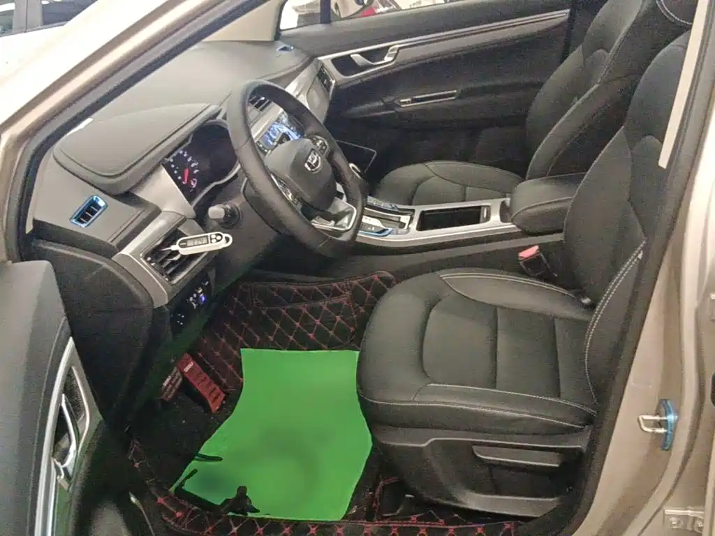 Geely Emgrand GS 2019 — фото 15