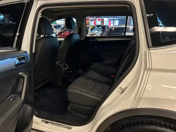 Volkswagen Tiguan L 2019