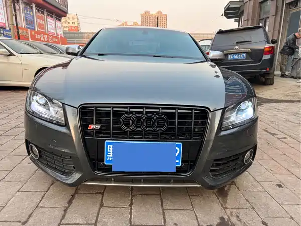 Audi S5 2011