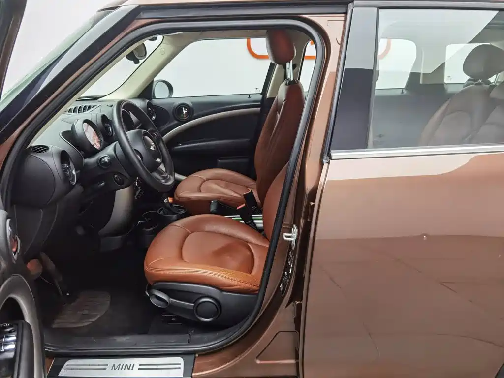 MINI Countryman 2015 — фото 10